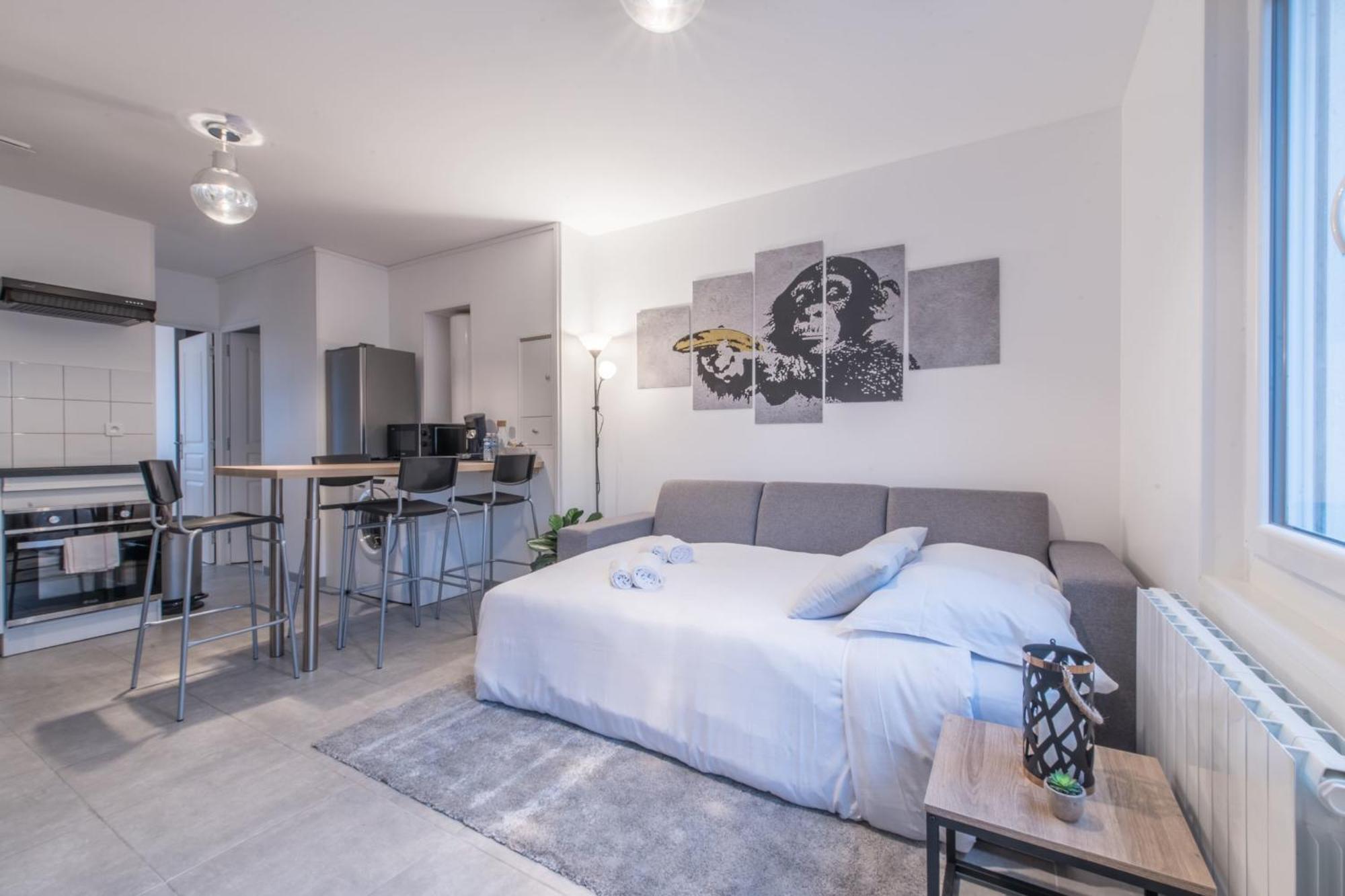 L'Urbain - 600M Gare - Parking Apartment Сен-Назар Екстериор снимка